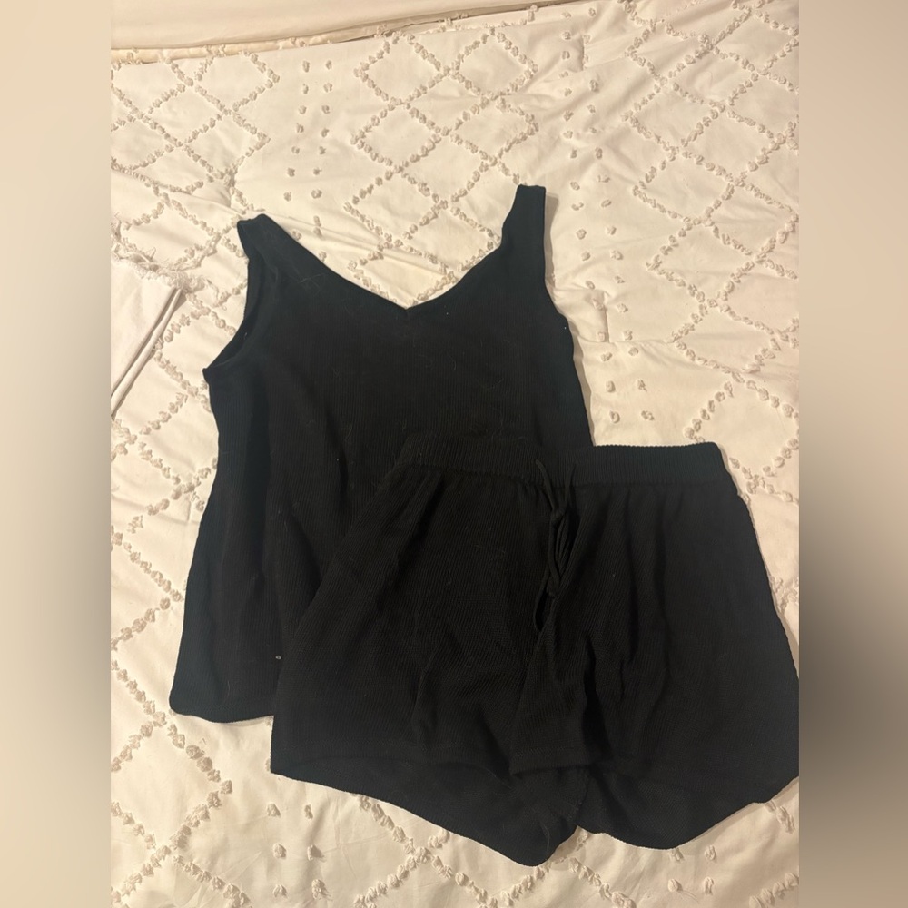 soft black knit lounge set! size small, very cute and amazing quality